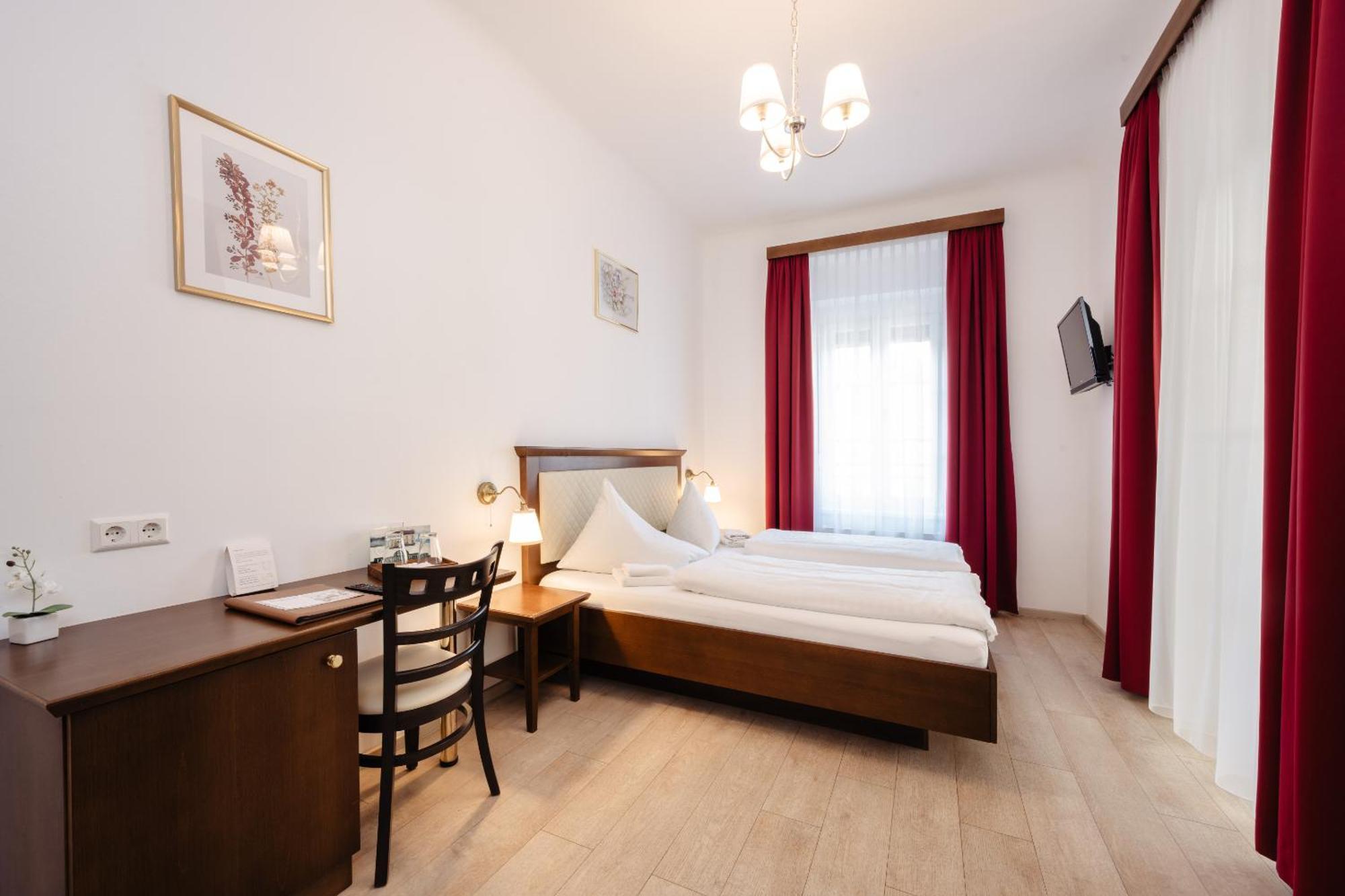 Landhotel Freitag Sankt Paul im Lavanttal Cameră foto